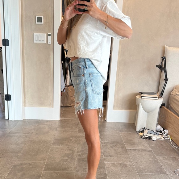 Madewell Distressed Denim Shorts - Picture 4 of 7